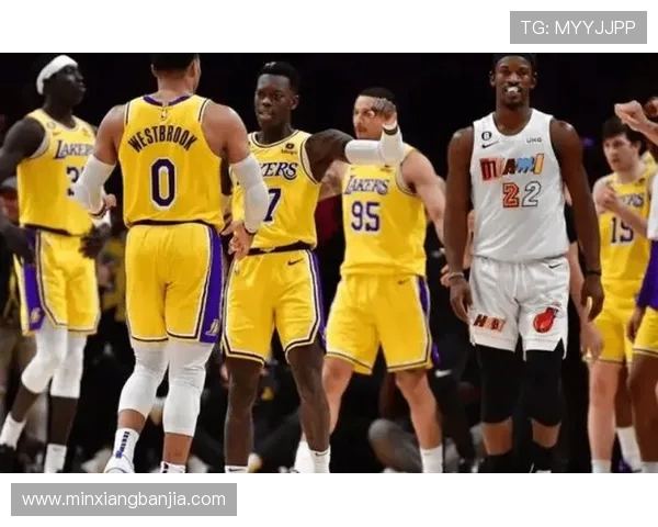 老鹰与湖人激战正酣比分背后隐藏的精彩故事与战术分析